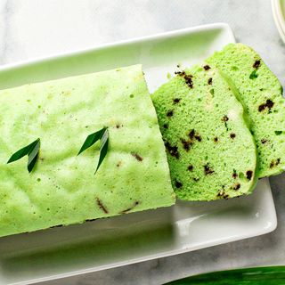 Kue Pandan Kukus yang Mengembang dan Lembut